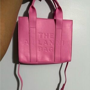 Pink Shoulder Bag 💼